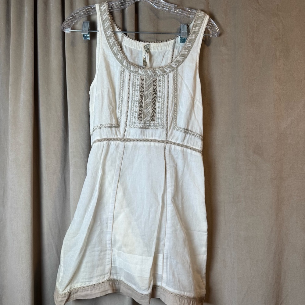 Free People Tank Top Sleeveless Shirt Embroidered Boho Peasant Long Tunic Size 2
